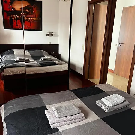 Apartment Mirage Balcony - Free Parking